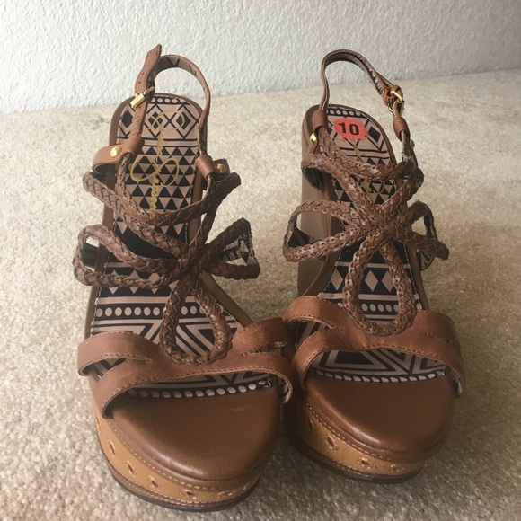 Jessica Simpson Wedges - Picture 2 of 3
